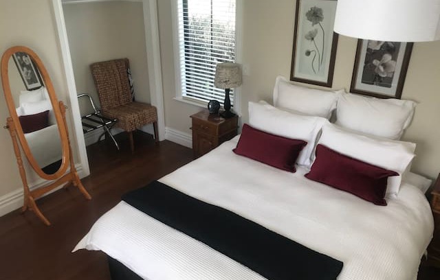 Martinborough Apartment | Kansas villa martinborough centre
