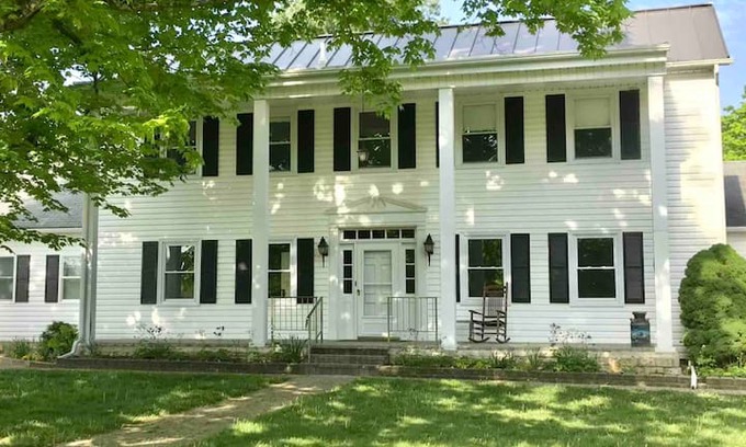 New Marshfield House | The 1834 House: Close to OU, Hocking Hills.