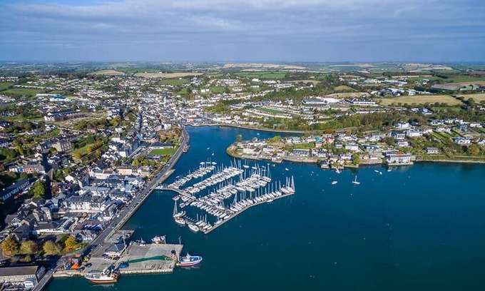 Kinsale House | Pavilion Apartment - 2 bed 2 bath newly built