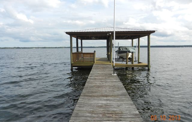 Starke House | Kingsley Lake - Lake Front House