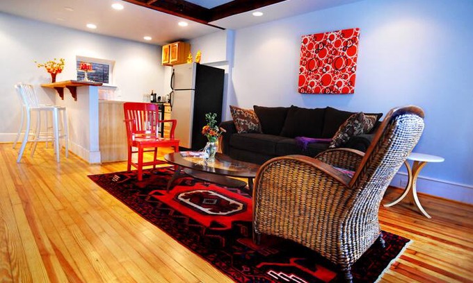 Staunton Apartment | The Bard's Nest...A Boutique Hotel