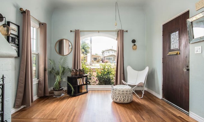 North Pacific Beach House | Carla’s Coastal Casa-Updated 2 BR 1.5 Blk to Beach