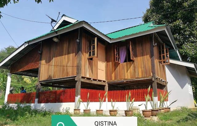 Kampung Hangus Cabin | Qistina homestay baling