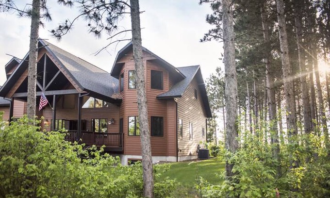 Nekoosa House | Koby`s Kabin