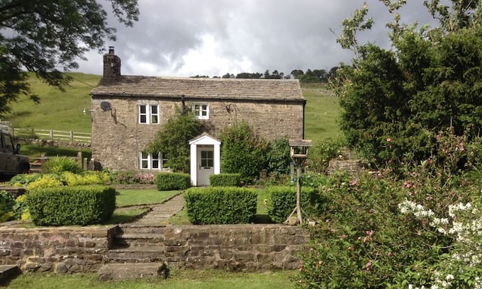 Yockenthwaite Cabin | Amber Cottage, on the Dales Way, near Hawes