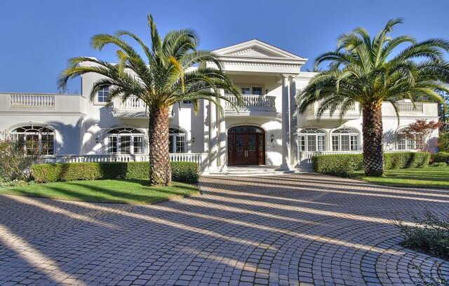 West of the Alameda House | The Atherton Estate Near Stanford