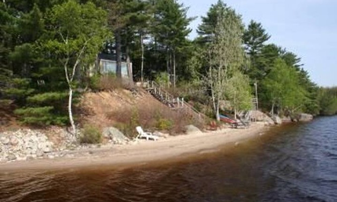 Surry Cabin | Overlook Cottage - Toddy Pond