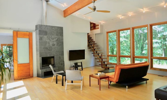 Michigan City House | Secluded Modern Retreat Near Beach - "Sandlot"