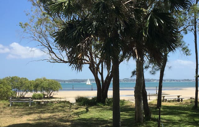 Pindimar House | Port Stephens - ‘PINDIMAR SANDS’ sandy beachfront