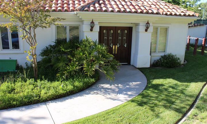 Poway House | Amazing 2BR Poway Casita in Private Neighborhood