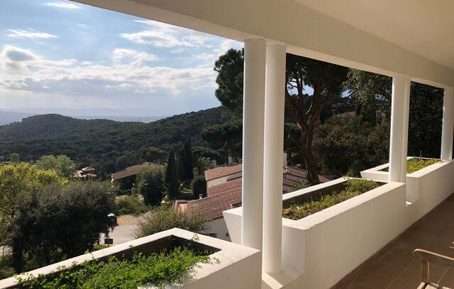 Begur Apartment | Apartamento con vistas a la montaña