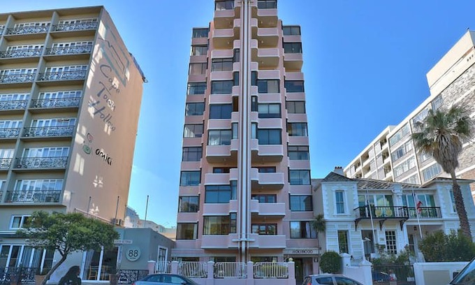 Cape Town City Centre Apartment | City centre Accommodation,Holyrood Studio 601