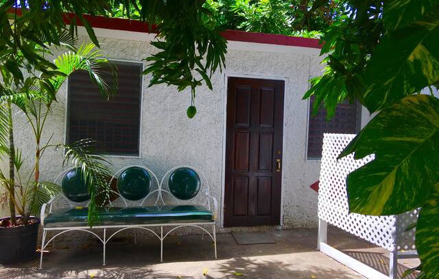 Eastwood Park House | Cozy self-contained studio in Kingston