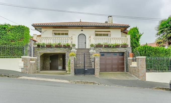 Hendaye Apartment | VILLA GOCHOA(doux en basque) HENDAYE