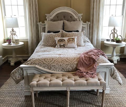 Canal Fulton Bed & Breakfast | Dragonfly Bed & Breakfast