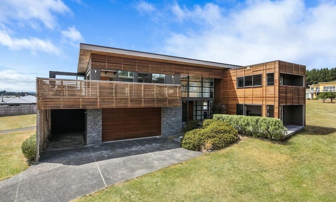 Motuoapa House | Masterpiece in Motuoapa near Lake Taupo