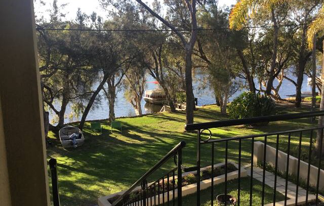 South Yunderup House | Reflections on the Murray Riverfront near Mandurah