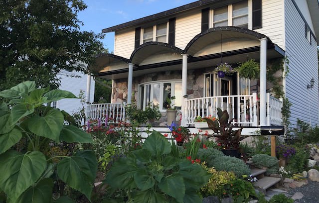 Algoma District Bed & Breakfast | Blackberry BnB Queen Suite Comfort and Serenity