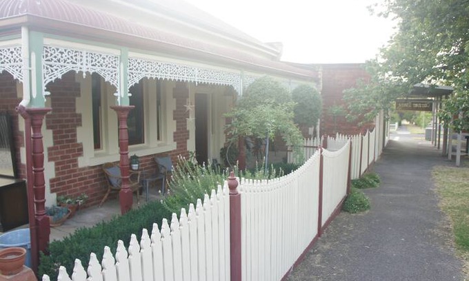 Bendigo House | View on Gallery House