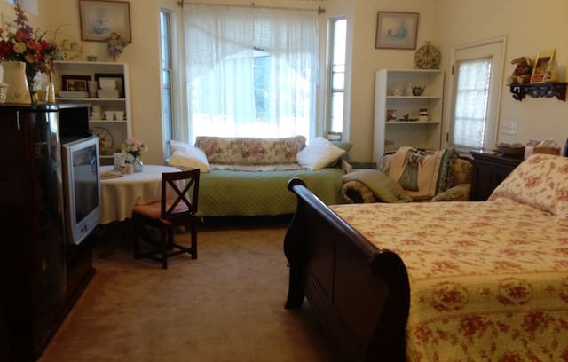 Santaquin Other | Rockin' Robbins Ranch: The Garden Suite