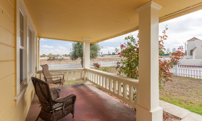 Orcutt House | Historic Old Orcutt Farmhouse - dining for 20!