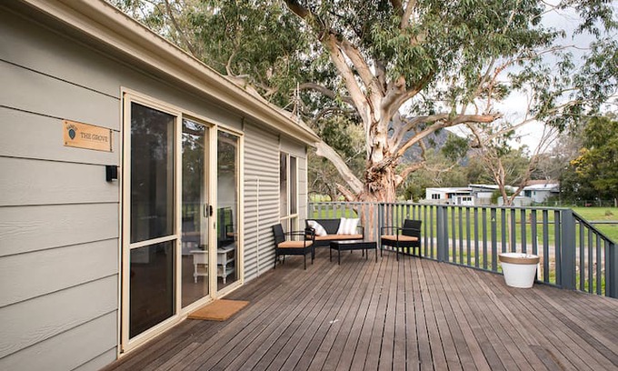 Halls Gap House | Relax at The Grove