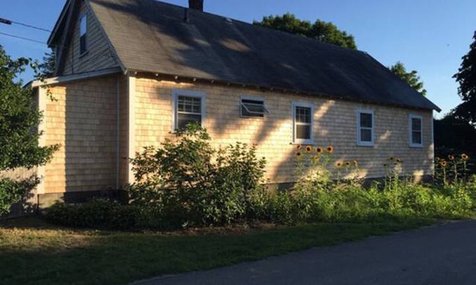 Pocasset Apartment | Rustic Beach Unit 1 - Captain's Quarters