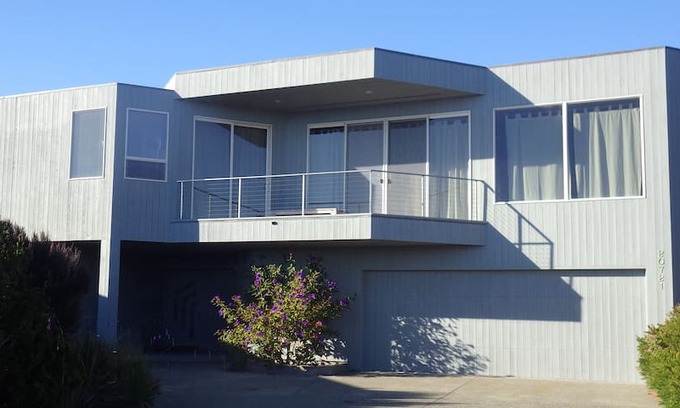 Bodega Bay House | The Grey Whale: Spacious 5-BR Home
