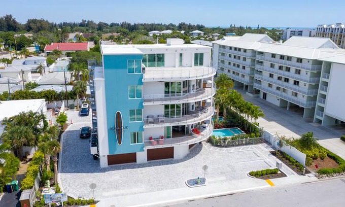 Siesta Key Apartment | Beach House Residences 1 Crescent Beach Siesta Key