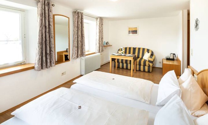 Endenburg Hotel | Hotel Landgasthof zum Pflug (Steinen), Doppelzimmer 2 mit Balkon