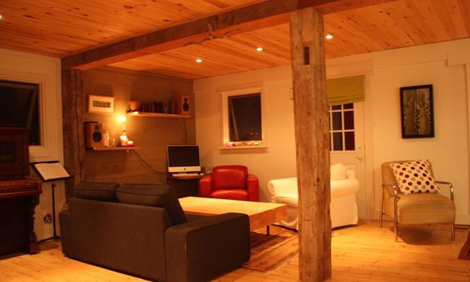 Wakefield Cabin | Cosy Wakefield riverside cottage