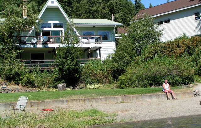 Coeur d'Alene Villa | Blue Creek Bay Heaven