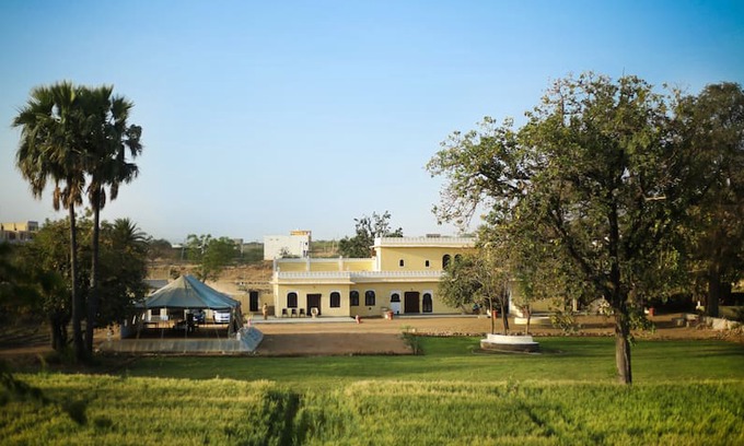 Devgarh House | Barabagh Deogarh { Royal hunting lodge }