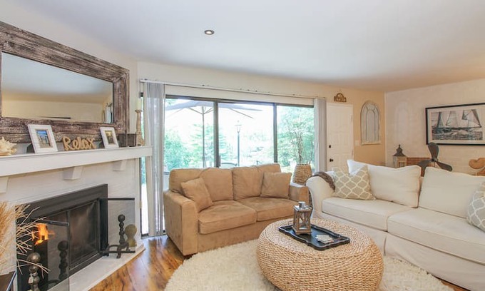 Lake Geneva Apartment | The Lodge, formerly Interlaken in Lake Geneva, WI