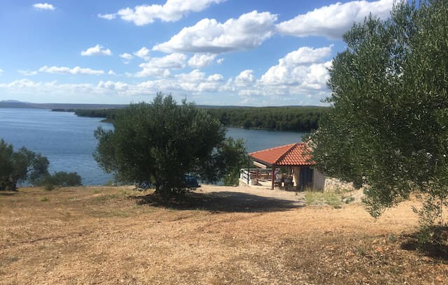 Velim Cabin | My private beach house