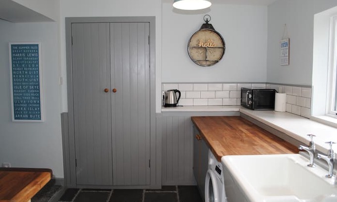 Balvicar Cabin | An Tigh Cottage Isle of Seil - wood burning stove