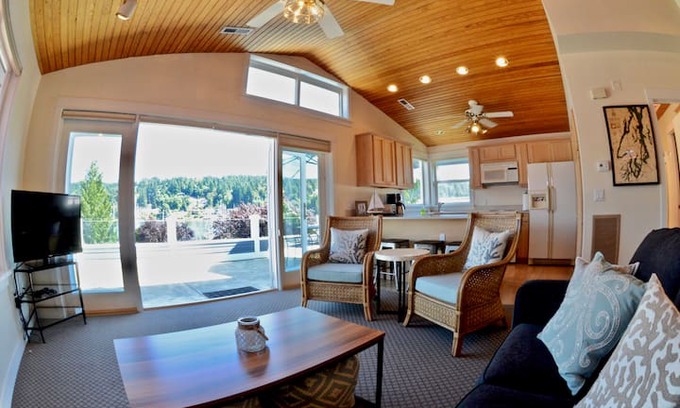 Gig Harbor House | The Sail Loft