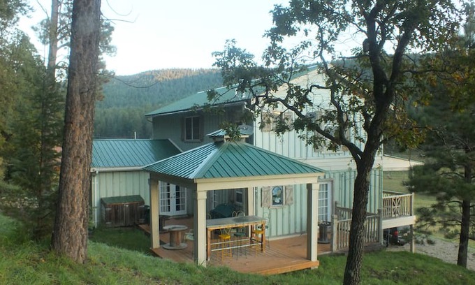 Cloudcroft Cabin | Manor in "God's Country"