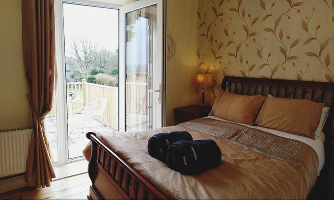 Kilronan Bed & Breakfast | Mary Joe's B&B With Terrace