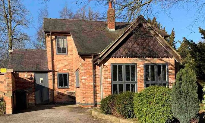 Windley House | The Gatehouse, Derbyshire