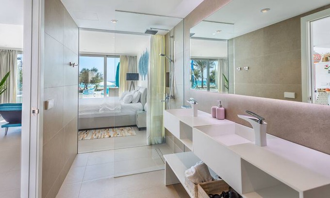 Playa de Palma Apartment | The Hype Beach Hotel, (Palma de Mallorca), Sea Sun Sand Suite, Terrasse, 1 Wohn-/Schlafzimmer, max. 3 Personen