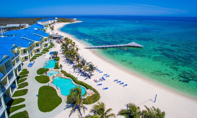 Colliers Bay Apartment | Wyndham Reef Resort Beachfront On Grand Cayman