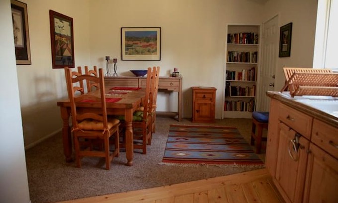 Topanga House | Topanga Mtn Guest House Detached