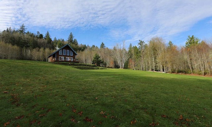 Quilcene Cabin | The Maples Farm Stay, Quilcene (Entire Home)