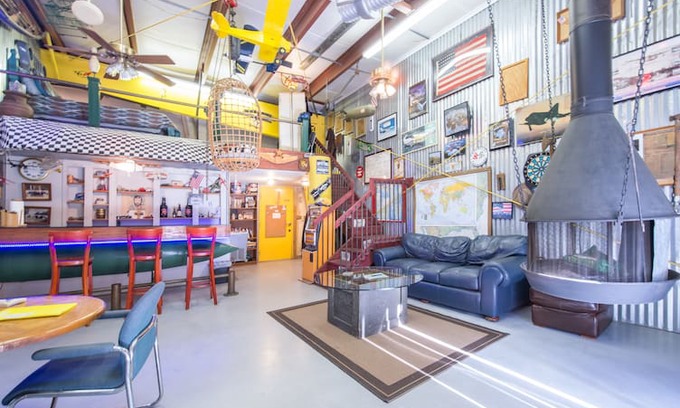 Geneva Other | ManCave apartment