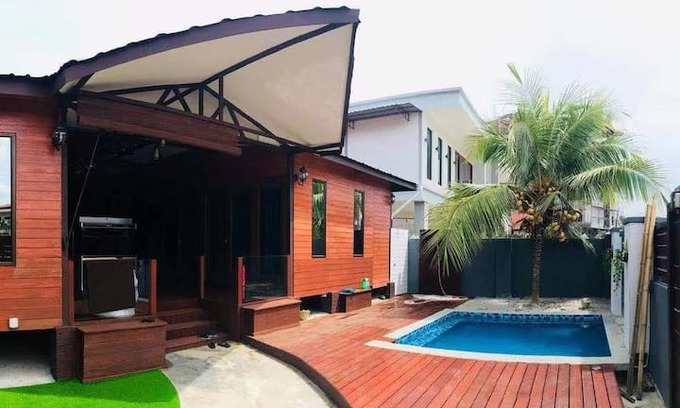 Semporna Villa | A2～大床间～仙本那憨豆先生民宿(Semporna Mr. Bean Homestay)