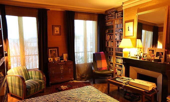 Quartier de la Salpetriere Apartment | B&B, Gay Life Style for Men. Paris
