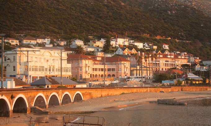 Kalk Bay Apartment | No 10 New Kings in Kalk Bay's Majestic Village