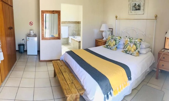 Beaufort West House | Lemon Tree - Eureka room