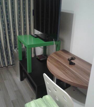 Balanstraße-West Apartment | Private Unterkunft mit guter Verkehrsanbindung